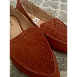 🆕 Torrid Pointed Flats!